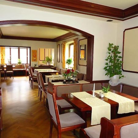 FDH Hotel Koenigsaecker מראה חיצוני תמונה