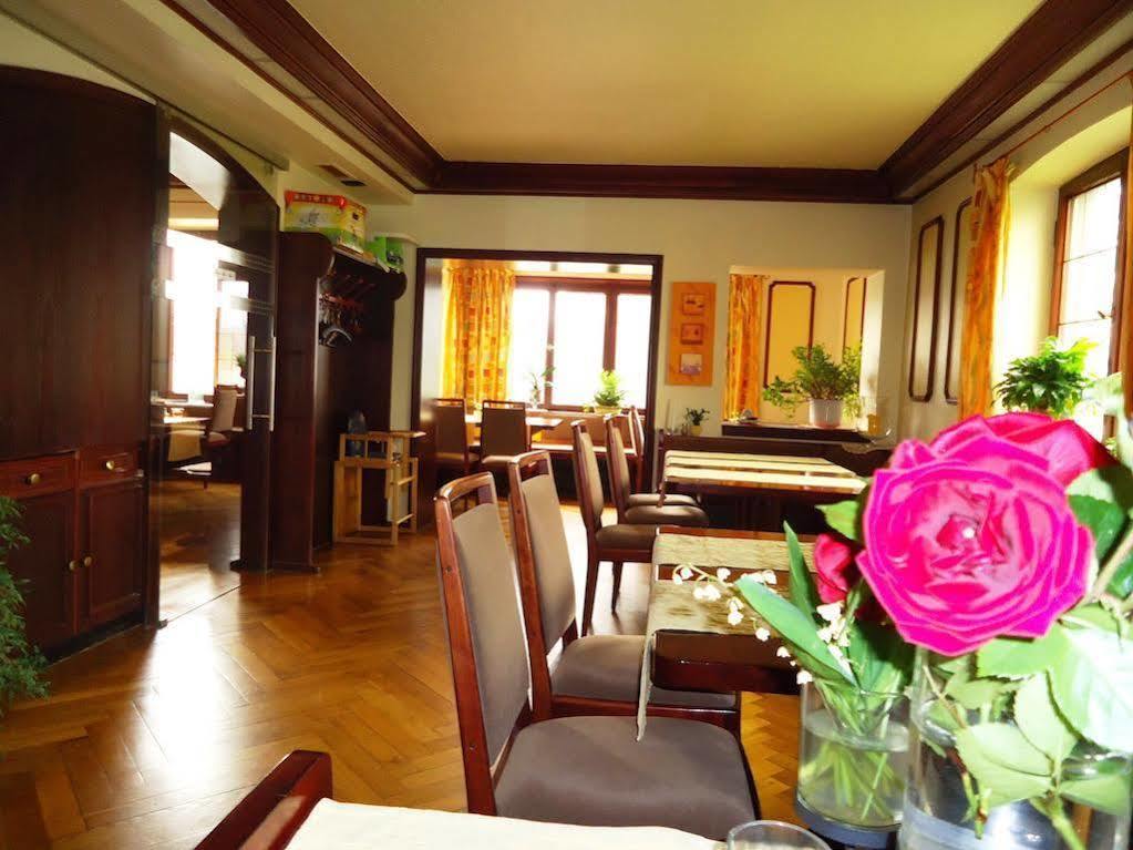 FDH Hotel Koenigsaecker מראה חיצוני תמונה